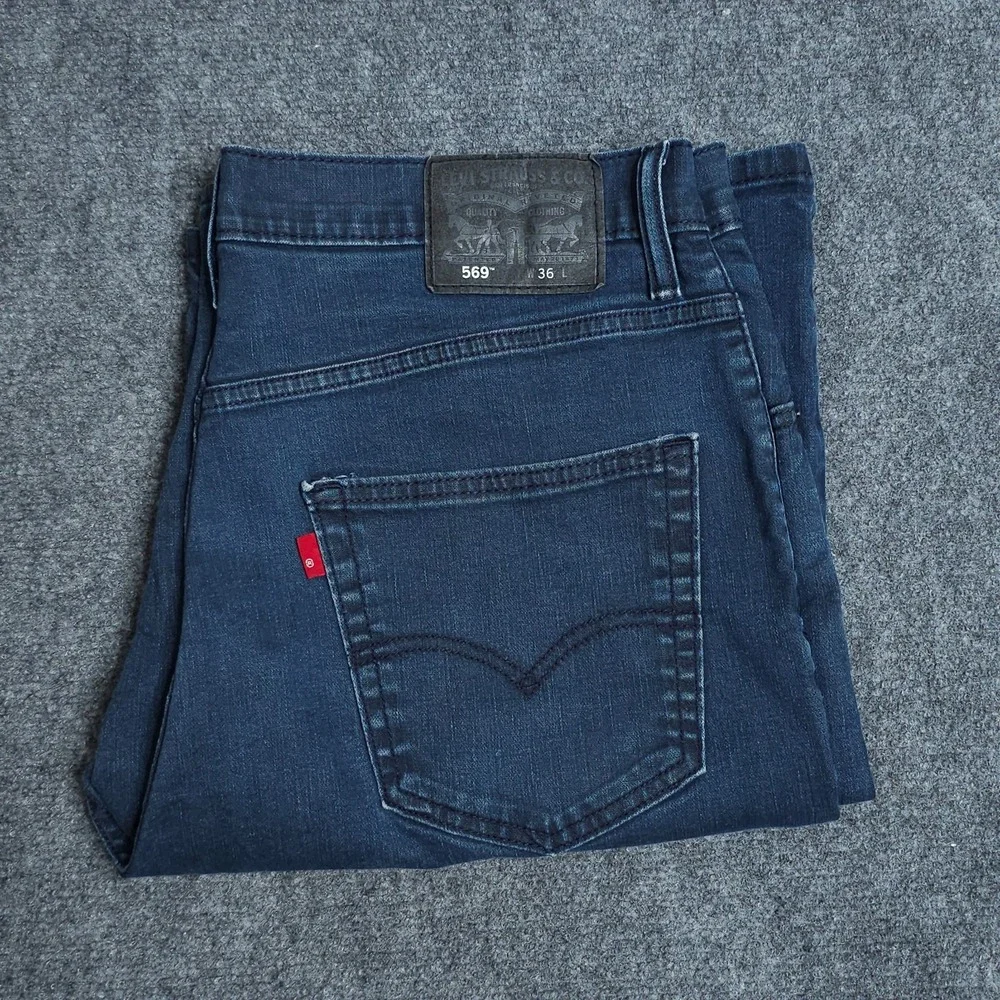 Levis 569 Shorts Mens 36 Blue Denim Loose Straight Jorts Baggy Skater Faded
